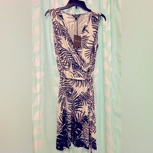 Tommy Bahamas wrap dress size medium